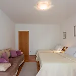 Complex Silvana Guest house